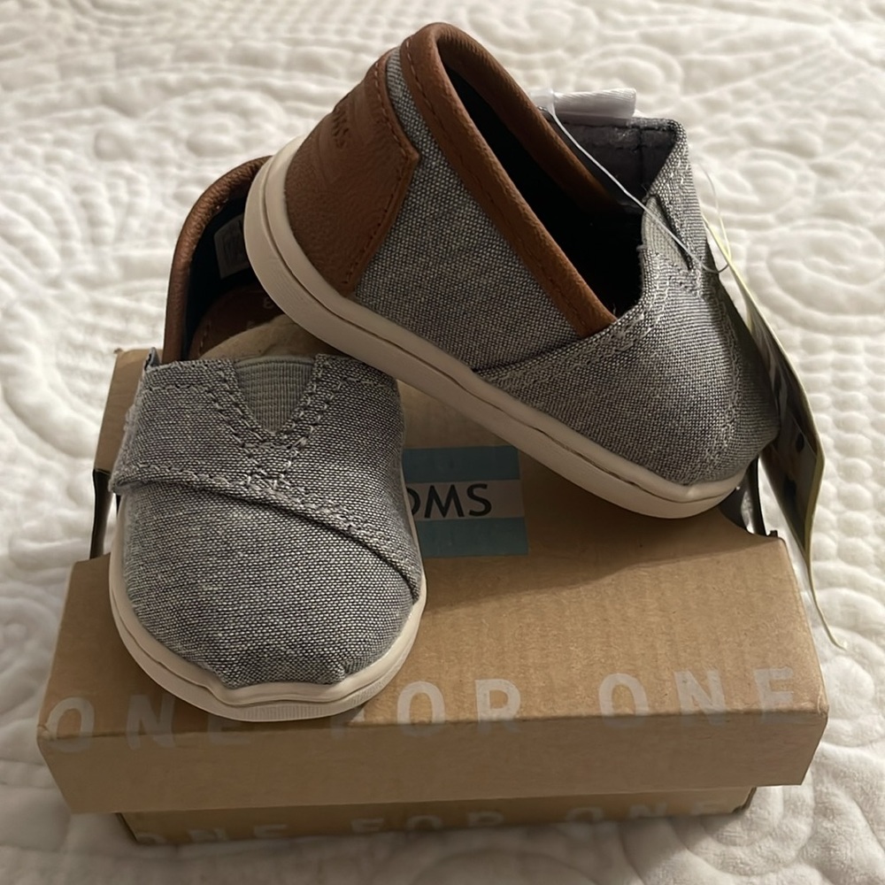Tom’s Classic - Frost Grey Chambray